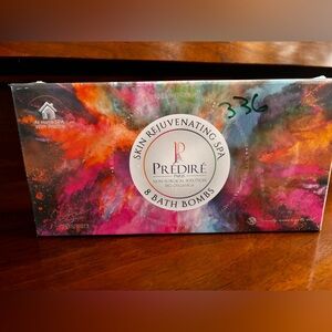 Predire Skin Rejuvenating Spa Bath Bombs